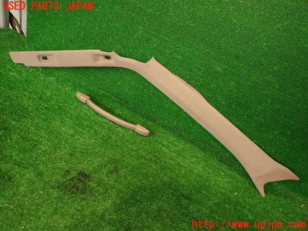 2UPJ-32847660]クラウン 4ドア ハードトップ(GS131)左フロントピラートリム 中古_m0001.jpg