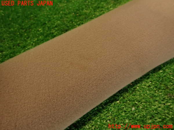 2UPJ-32847660]クラウン 4ドア ハードトップ(GS131)左フロントピラートリム 中古_m0003.jpg