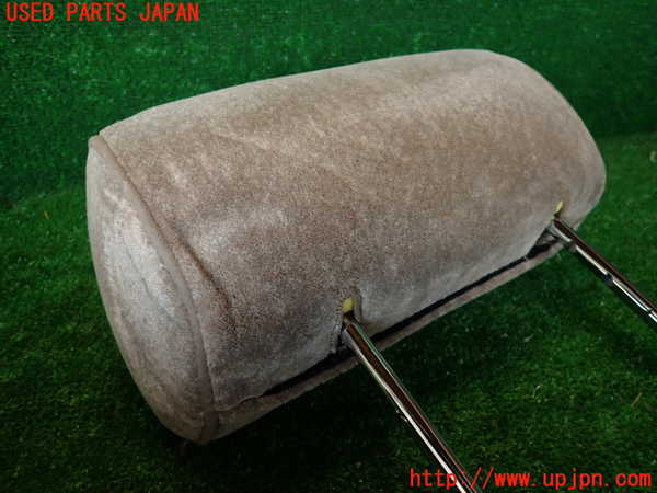 2UPJ-32847180]クラウン 4ドア ハードトップ(GS131)左2列目ヘッドレスト 中古_m0003.jpg