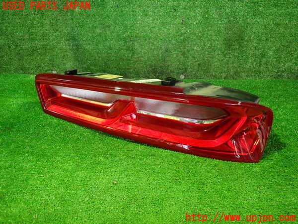 2UPJ-32851530]シボレー・カマロ コンバーチブル(A1XC)右テールランプ 中古_m0001.jpg