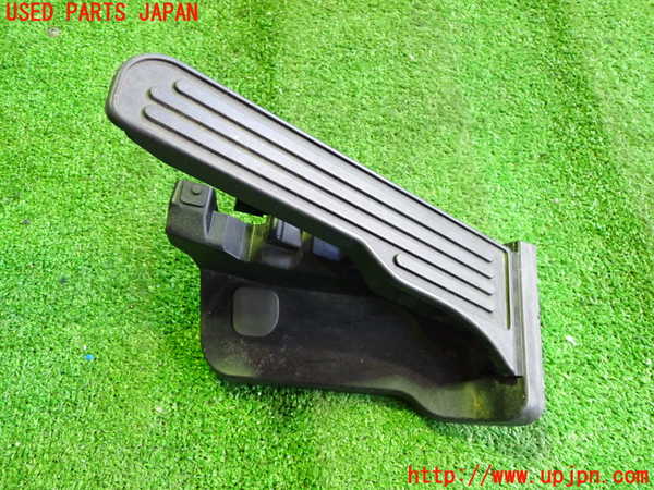 2UPJ-32856381]シボレー・カマロ コンバーチブル(A1XC)センサー1 (アクセル) 中古_m0001.jpg