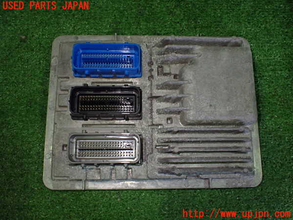 2UPJ-32856110]シボレー・カマロ コンバーチブル(A1XC)エンジンコンピューター 中古_m0003.jpg