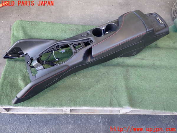 2UPJ-32857540]シボレー・カマロ コンバーチブル(A1XC)センターコンソール 中古_m0004.jpg