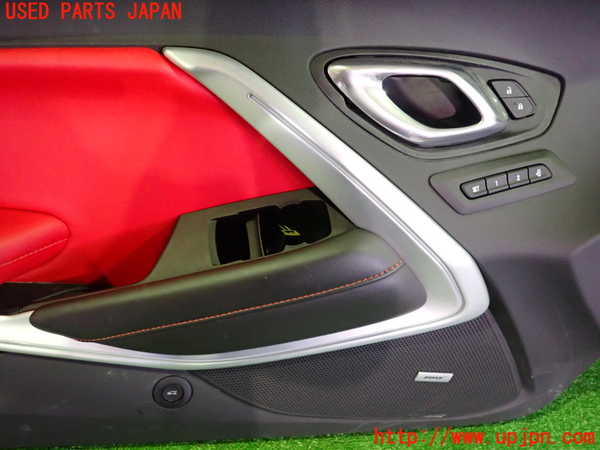 2UPJ-32851264]シボレー・カマロ コンバーチブル(A1XC)左ドア内張り 中古_m0002.jpg