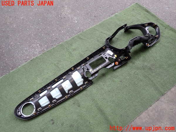 2UPJ-32857510]シボレー・カマロ コンバーチブル(A1XC)メーターフード 中古_m0005.jpg