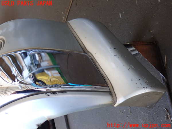 2UPJ-32861010]ハイラックスサーフ(KZN185W)フロントバンパー 中古_m0002.jpg