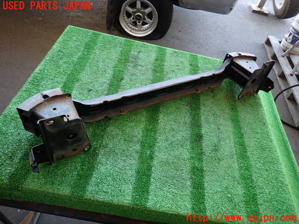 2UPJ-32861014]ハイラックスサーフ(KZN185W)フロントバンパーホースメント 中古_m0003.jpg