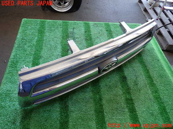 2UPJ-32861050]ハイラックスサーフ(KZN185W)ラジエターグリル 中古_m0003.jpg