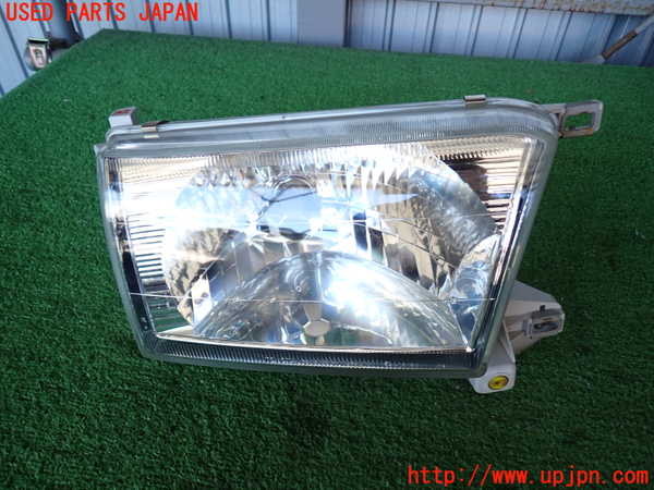 2UPJ-32861130]ハイラックスサーフ(KZN185W)右ヘッドライト ハロゲン 中古_m0001.jpg