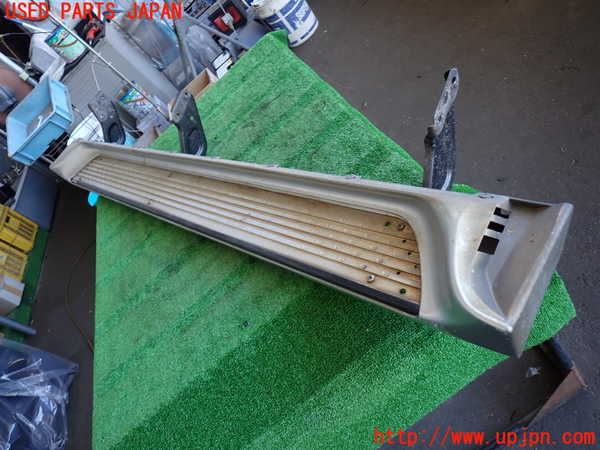 2UPJ-32861390]ハイラックスサーフ(KZN185W)右サイドステップ 中古_m0002.jpg