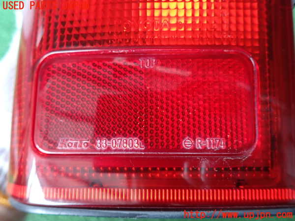 2UPJ-32861536]ハイラックスサーフ(KZN185W)左テールランプ 中古_m0002.jpg