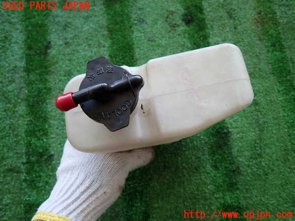 2UPJ-32862410]ハイラックスサーフ(KZN185W)ラジエータータンク 中古_m0001.jpg