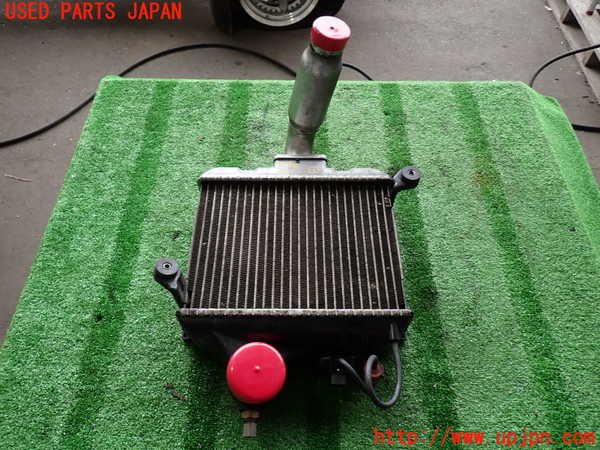 2UPJ-32862451]ハイラックスサーフ(KZN185W)インタークーラー1 中古_m0001.jpg