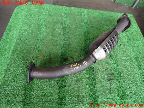 2UPJ-32862661]ハイラックスサーフ(KZN185W)触媒1 中古_m0001.jpg