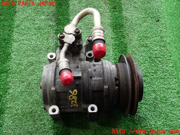 5UPJ-32866025]ハイラックスサーフ(KZN185W)エアコンコンプレッサー 中古_m0001.jpg