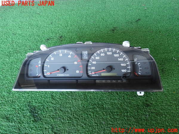 5UPJ-32866170]ハイラックスサーフ(KZN185W)スピードメーター 中古_m0001.jpg