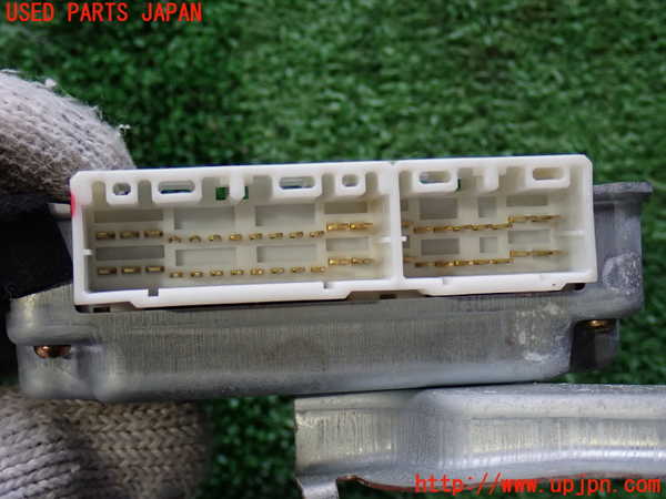 2UPJ-32866125]ハイラックスサーフ(KZN185W)ABSコンピューター 中古_m0002.jpg