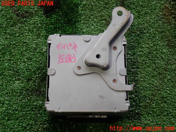 2UPJ-32866146]ハイラックスサーフ(KZN185W)コンピューター1 (4WD CONTROL) 中古_m0003.jpg