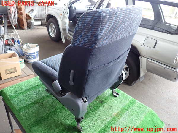 2UPJ-32867035]ハイラックスサーフ(KZN185W)運転席シート 中古_m0004.jpg