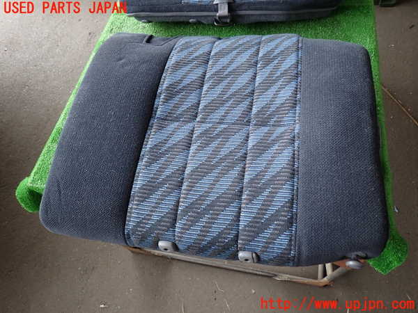 2UPJ-32867405]ハイラックスサーフ(KZN185W)右リアシート 中古_m0003.jpg