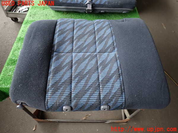 2UPJ-32867435]ハイラックスサーフ(KZN185W)左リアシート 中古_m0003.jpg