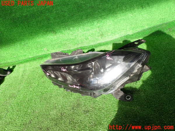 2UPJ-32871132]マセラティ・ギブリ(MG30A)左ヘッドライト HID 中古_m0001.jpg