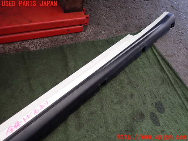 2UPJ-32871390]マセラティ・ギブリ(MG30A)右サイドステップ 中古_m0002.jpg