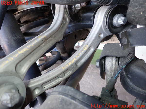 2UPJ-32875147]マセラティ・ギブリ(MG30A)右リアアッパーアーム2 中古_m0001.jpg