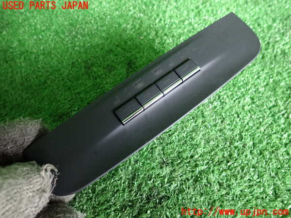 2UPJ-32876311]マセラティ・ギブリ(MG30A)スイッチ6 中古_m0001.jpg