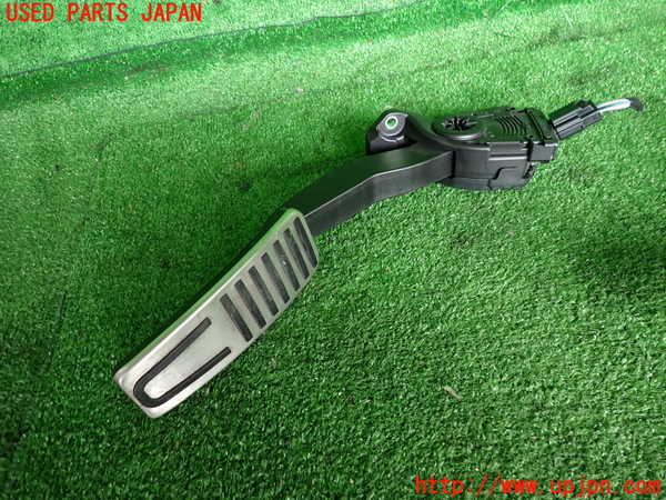 2UPJ-32876381]マセラティ・ギブリ(MG30A)センサー1 (アクセルペダル) 中古_m0001.jpg