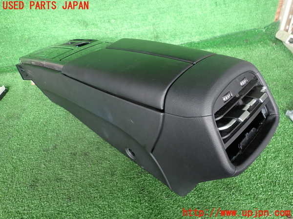 2UPJ-32877540]マセラティ・ギブリ(MG30A)センターコンソール 中古_m0001.jpg