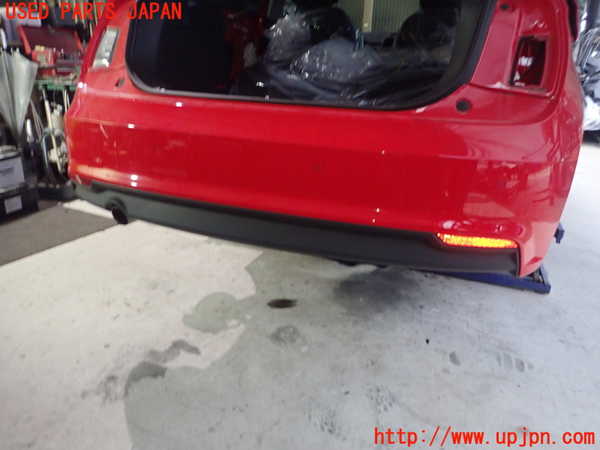 1UPJ-32881610]アウディ・A1 スポーツバック(8XCHZ)リアバンパー 中古_m0001.jpg