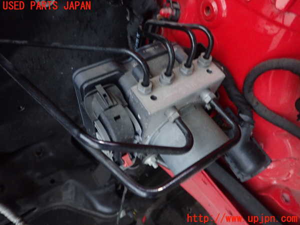 1UPJ-32884040]アウディ・A1 スポーツバック(8XCHZ)ABSアクチュエーター 中古_m0001.jpg