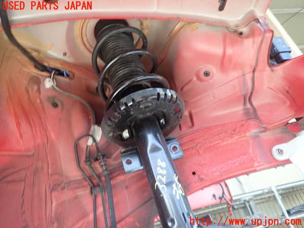 1UPJ-32885015]アウディ・A1 スポーツバック(8XCHZ)右フロントストラット 中古_m0001.jpg