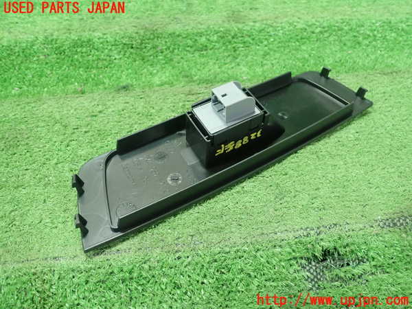 1UPJ-32886245]アウディ・A1 スポーツバック(8XCHZ)左前パワーウィンドウスイッチ 中古_m0003.jpg