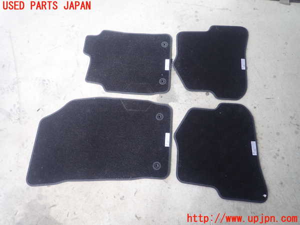 1UPJ-32887800]アウディ・A1 スポーツバック(8XCHZ)フロアマット 中古_m0003.jpg