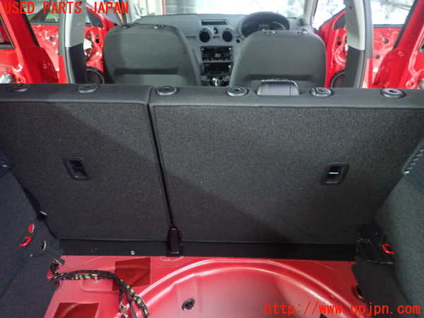 1UPJ-32887385]アウディ・A1 スポーツバック(8XCHZ)リアシート 中古_m0002.jpg