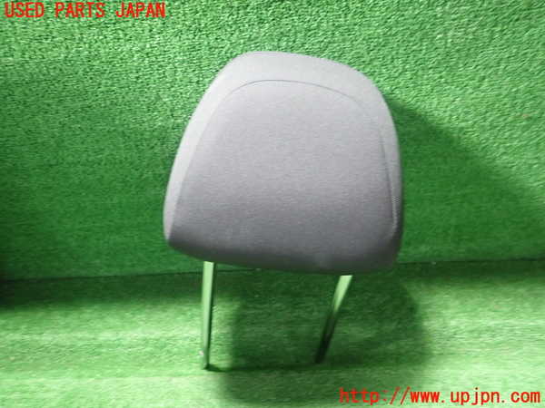 1UPJ-32887040]アウディ・A1 スポーツバック(8XCHZ)運転席ヘッドレスト 中古_m0002.jpg