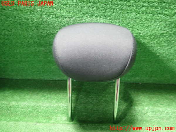 1UPJ-32887130]アウディ・A1 スポーツバック(8XCHZ)真中2列目ヘッドレスト 中古_m0001.jpg