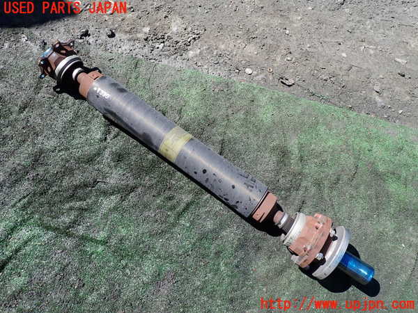 1UPJ-32893410]パジェロ(V98W)リアプロペラシャフト 中古_m0002.jpg