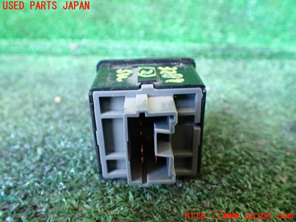 1UPJ-32896307]パジェロ(V98W)スイッチ2 (シートヒーター) 中古_m0002.jpg