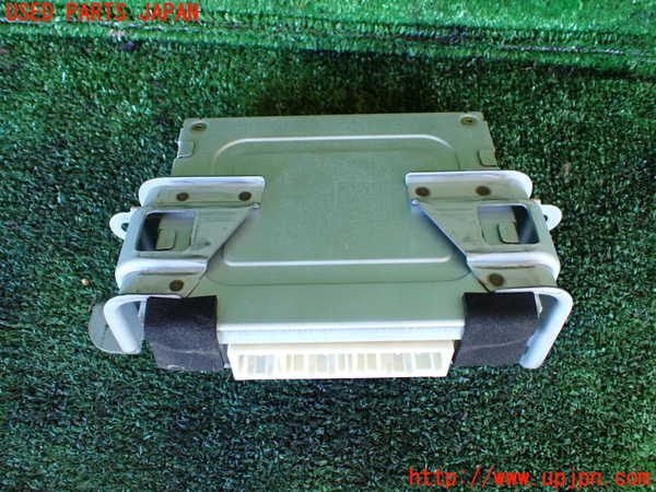 1UPJ-32896148]パジェロ(V98W)コンピューター3 (ASC/ATC) 中古_m0003.jpg