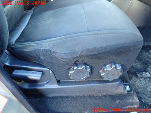 1UPJ-32897035]パジェロ(V98W)運転席シート 中古_m0004.jpg