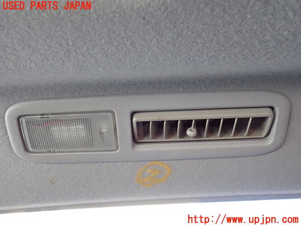 1UPJ-32896412]パジェロ(V98W)ルームランプ2 (2列目右) 中古_m0001.jpg