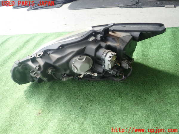 1UPJ-32901130]レクサス・CT200h(ZWA10)右ヘッドライト LED 中古_m0002.jpg