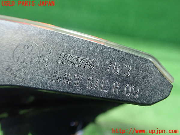 5UPJ-32901552]レクサス・CT200h(ZWA10)左リアフィニッシャー 中古_m0003.jpg