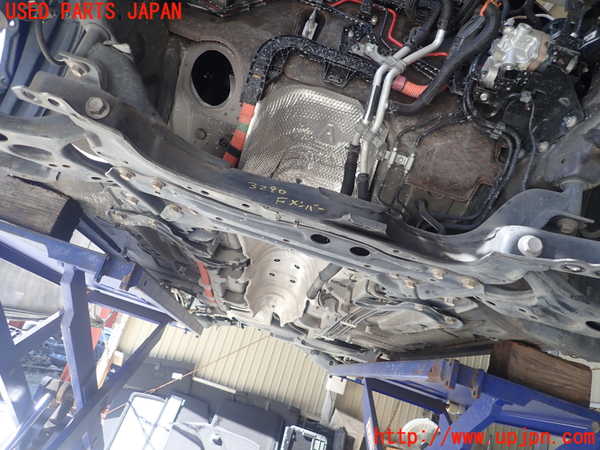 1UPJ-32905285]レクサス・CT200h(ZWA10)フロントメンバー 中古_m0002.jpg