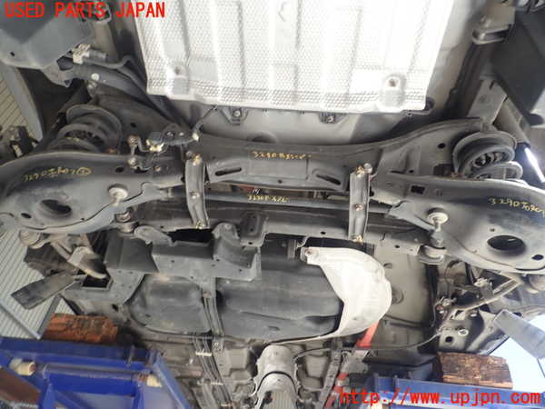 1UPJ-32905295]レクサス・CT200h(ZWA10)リアメンバー 中古_m0001.jpg