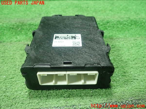 1UPJ-32906115]レクサス・CT200h(ZWA10)ミッションコンピューター 中古_m0001.jpg