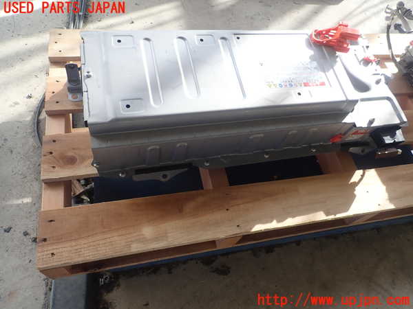 1UPJ-32906911]レクサス・CT200h(ZWA10)ハイブリッドバッテリー1 中古_m0002.jpg